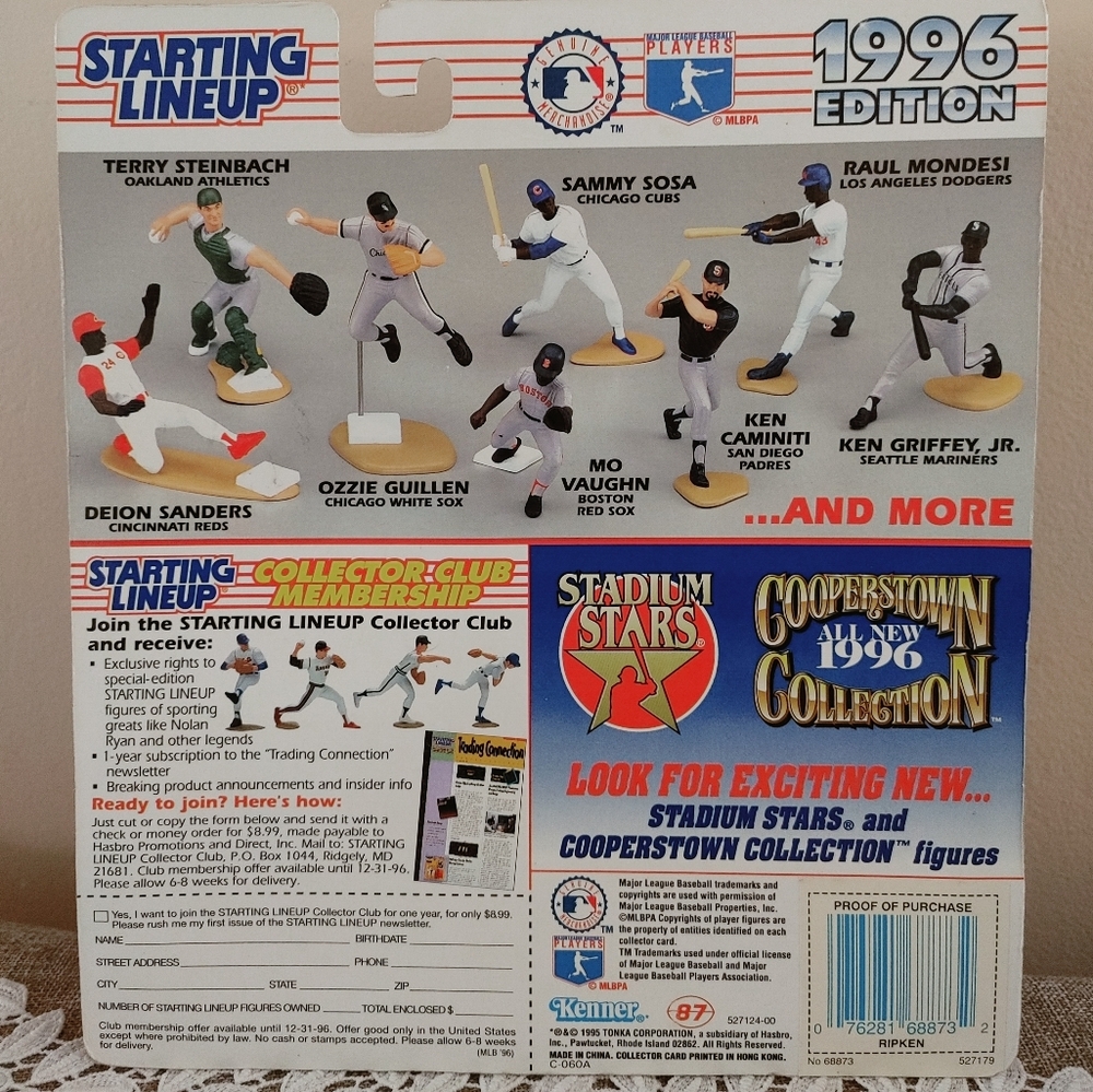 NIB Cal Ripken Jr. Starting Lineup 1996 Diving Defensive Play - Picture 2 of 4